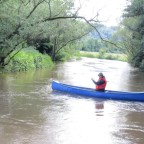 Auf der Kinzig bei Hochwasser